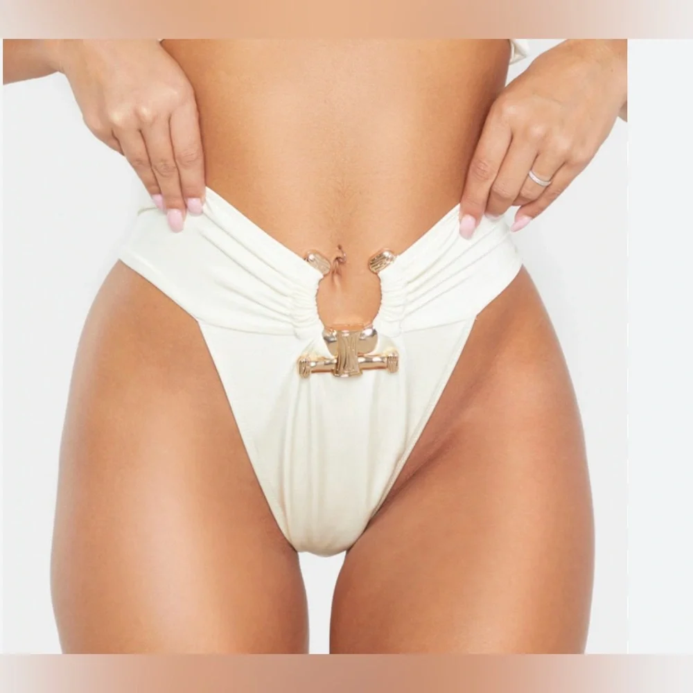 Pretty Little Thing Cream Hammered Trim High Waist Bikini Bottom size 4